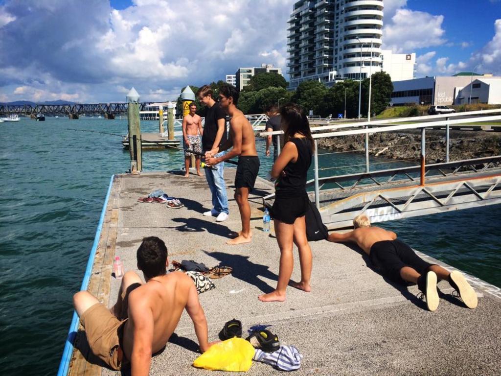 Hostel Harbourside City Backpackers Tauranga Exterior foto